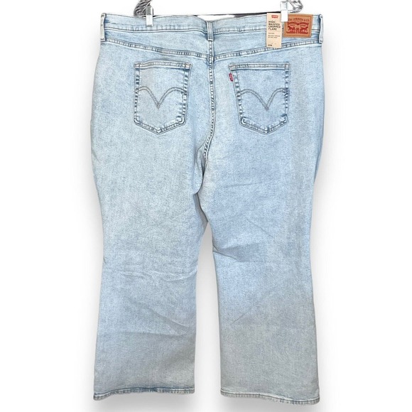 New Levi's Size 22W Light Wash High Waisted Cropped Flare Jeans Denim - Picture 2 of 12